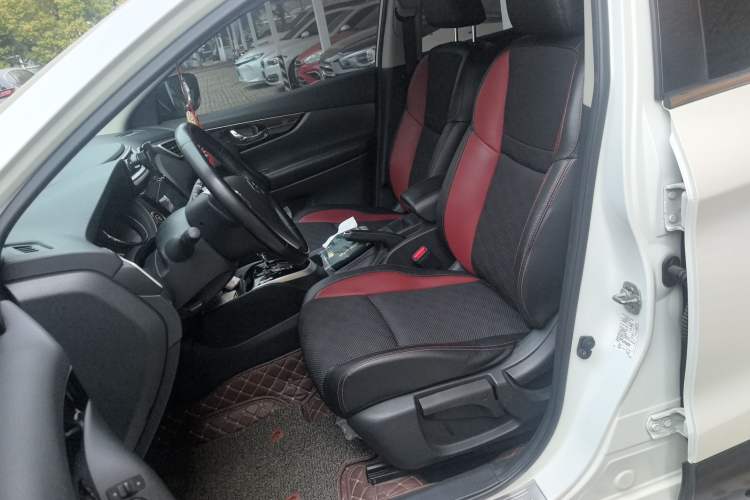 Used Nissan Qashqai 2016 2.0L CVT Luxury Edition
