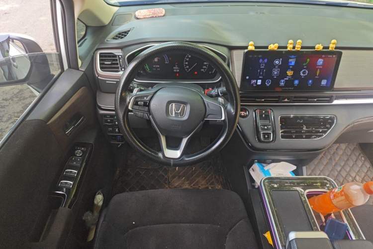 Used Honda Odyssey 2024 2.0L eHEV Sharp & Enjoy Edition