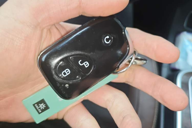 Used BYD Tang New Energy 2015 2.0T Four-Wheel-Drive Flagship Model