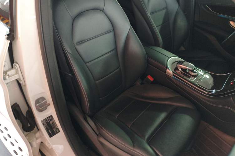 Used Mercedes-Benz GLC 2019 Facelift GLC 260 L 4MATIC Luxury Model