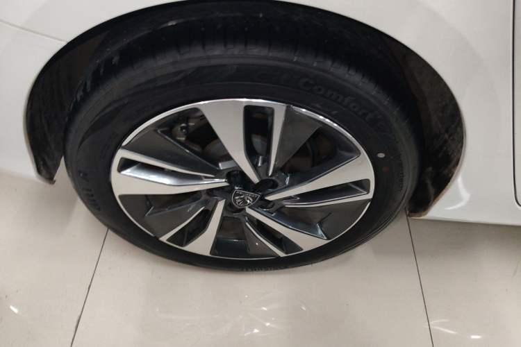 Used Peugeot 408 2022 1.6T Light-Chasing Edition Right Rear Wheel Hub