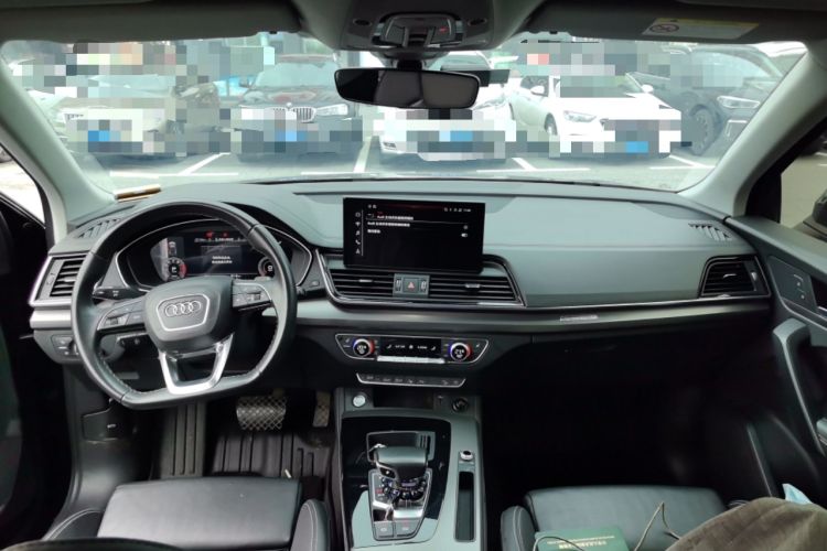 Used Audi Q5L 2022 Updated 40T Luxury Dynamic Edition Center Console