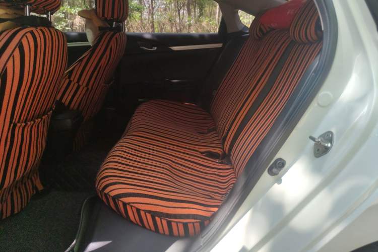 Used Honda Civic 2019 220TURBO CVT Dynamic Edition China VI Left Rear Seat