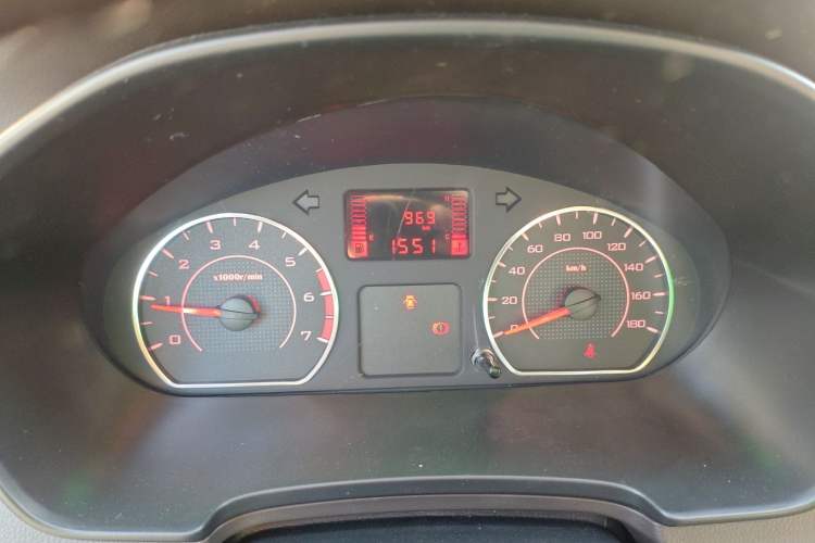 Used Wuling Hongguang V 2022 1.5L Jingqu Edition Electric-Assist LAR