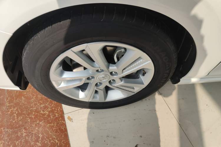 Used CHANGAN Eado 2019 High-Energy Edition 1.6L GDI Automatic Pioneer Model China VI Standard
