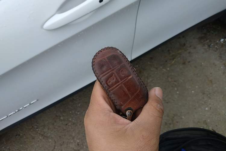 Used Jeep Cherokee 2016 2.0L Smart Version