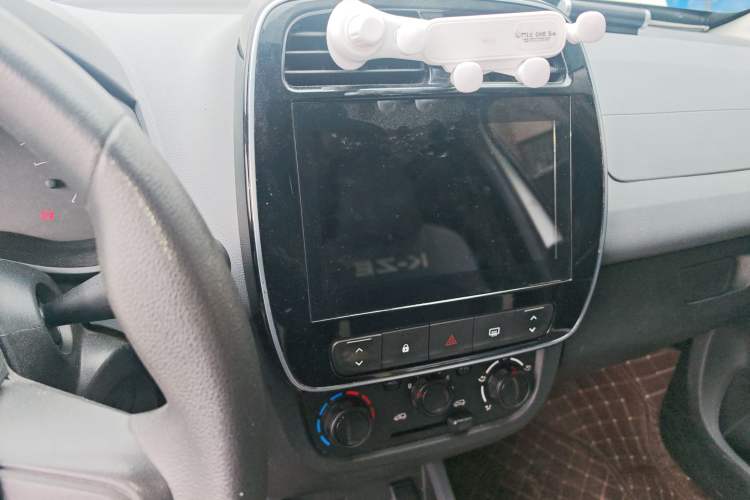 Used Renault E-Nuo 2019 e-Smart Model Audio And AC Panel