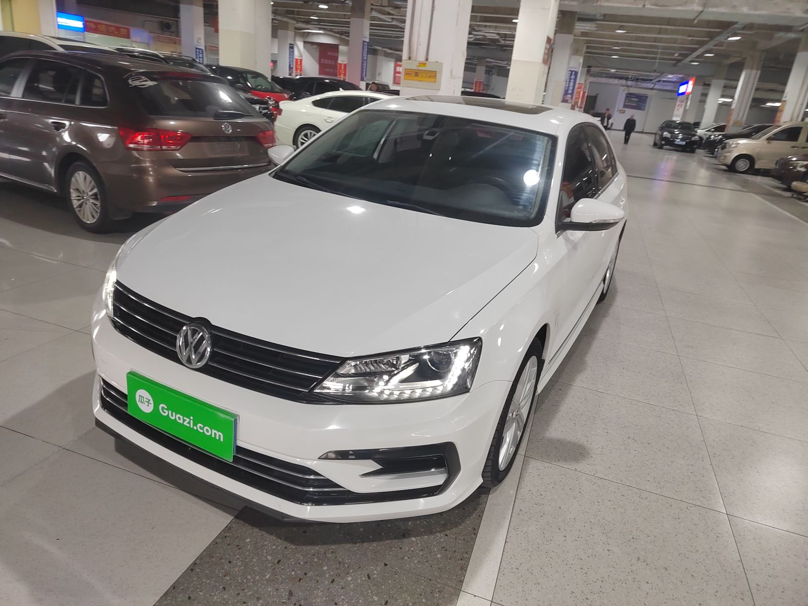 Parte inferior delantera