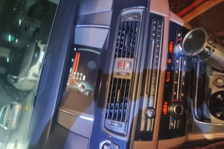 Used BMW 5 Series 2017 520Li Elegant Edition
