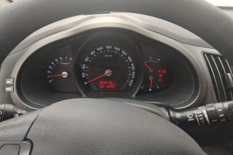 Used Kia Sportage R 2012 2.0L Automatic Two-Wheel Drive GL Trim Instrument Cluster