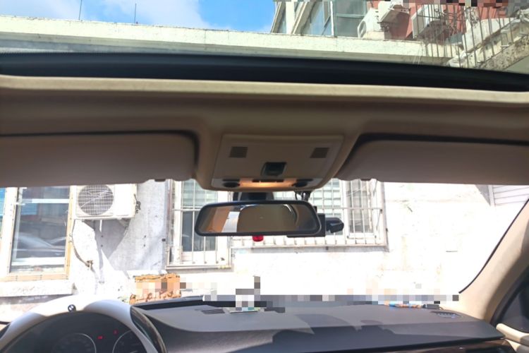 Used BMW 3 Series 2010 320i Sport Edition Headliner