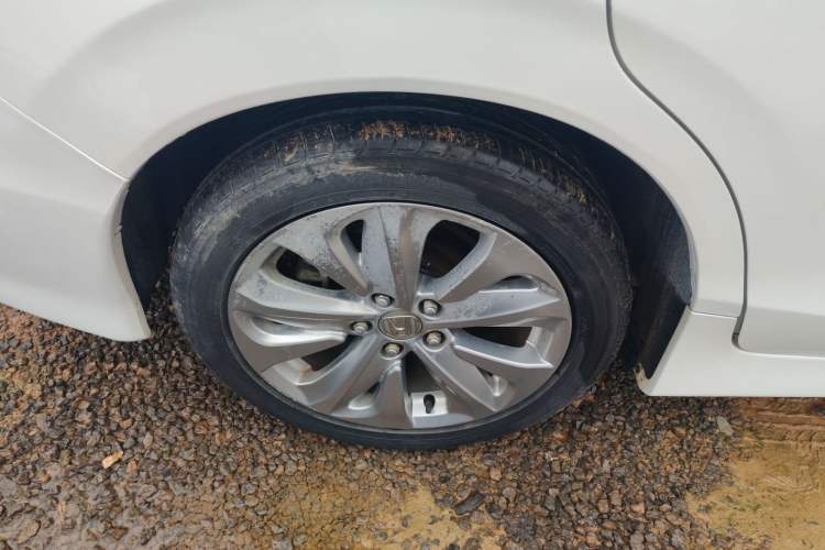 Used Honda Jade 2017 1.8L automatic Comfort version 5 seats