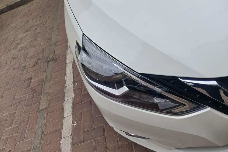 Used Nissan Sylphy 2022 Classic 1.6XL CVT Luxury Edition Right Front Headlight