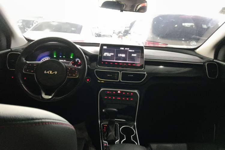 Used Kia KX5 2021 2.0L Automatic Two-Wheel Drive Comfort Edition
