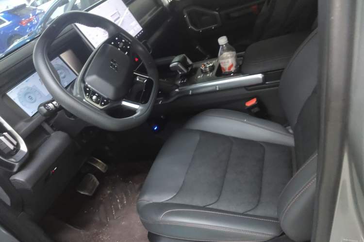 Used JETOUR Traveler 2023 2.0T All-Wheel Drive CrossPRO+
