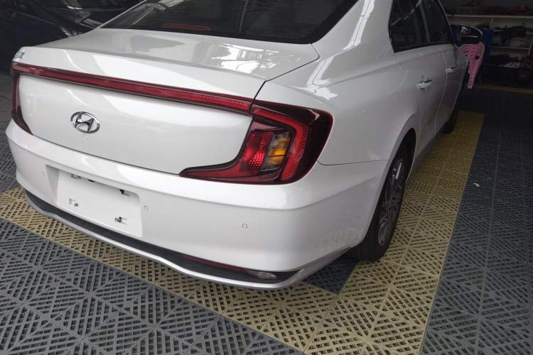 Used Hyundai Mistra 2021 1.8L CVT GLX Elite Edition
