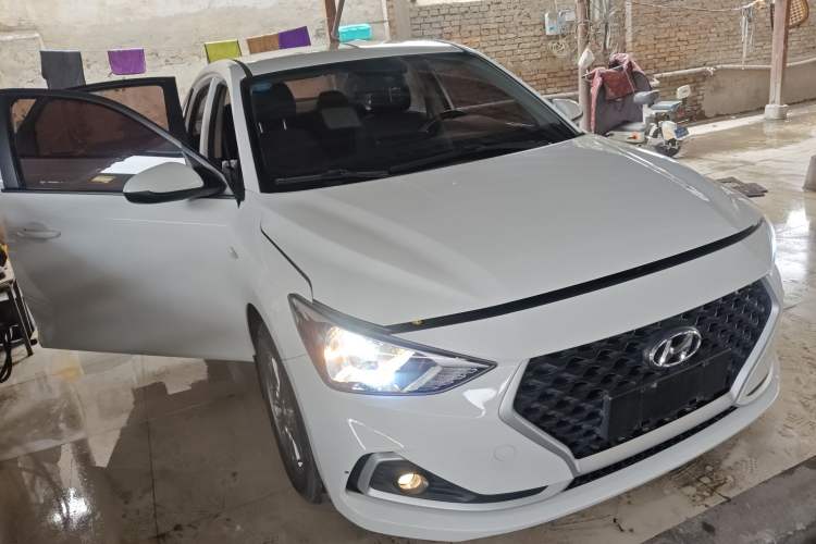 Used Hyundai Celesta 2018 1.6L Automatic GL Enjoyment Version China V Standard