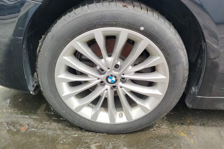 Used BMW 5 Series 2022 Second Facelift 525Li Luxury Package
