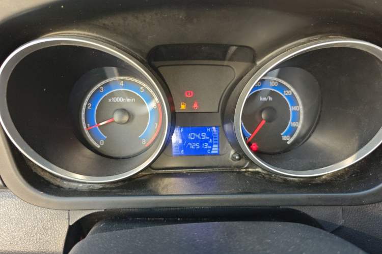 Used CHANGAN KAICHENG Ruixing M70 2019 1.5L Comfort Version 6-Seater China VI Standard Flat Roof Liftback Doors – DAM15KL
