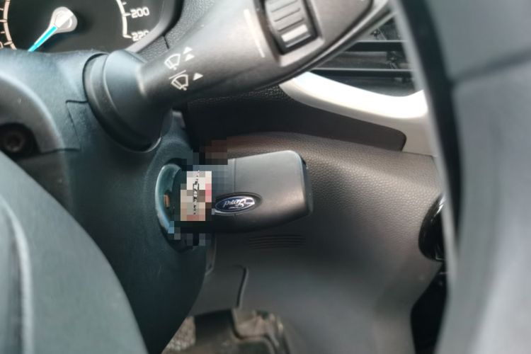 Used Ford EcoSport 2013 1.5L Automatic Fashion Model Vehicle Key