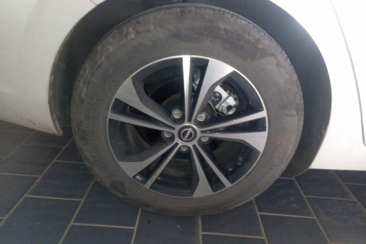 Used Nissan Sylphy 2023 Revised Version 1.6L CVT Intelligent Driving Edition Right Rear Wheel Hub
