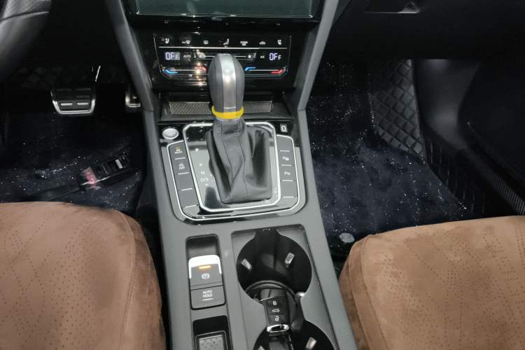 Used Volkswagen FAW-Volkswagen CC 2024 380TSI Striking Edition
