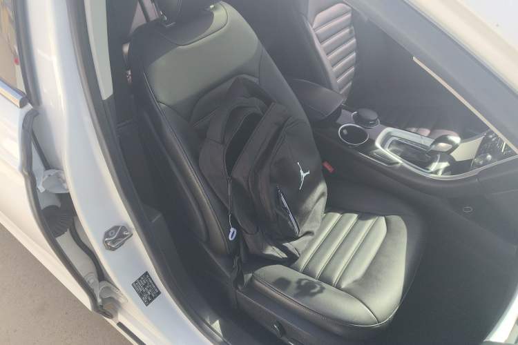 Used Ford Mondeo 2013 1.5L GTDi180 Fashion Edition Right Front Seat