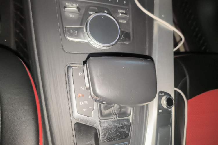 Used Audi A4L 2019 40 TFSI Fashion Edition China VI Emission Standard