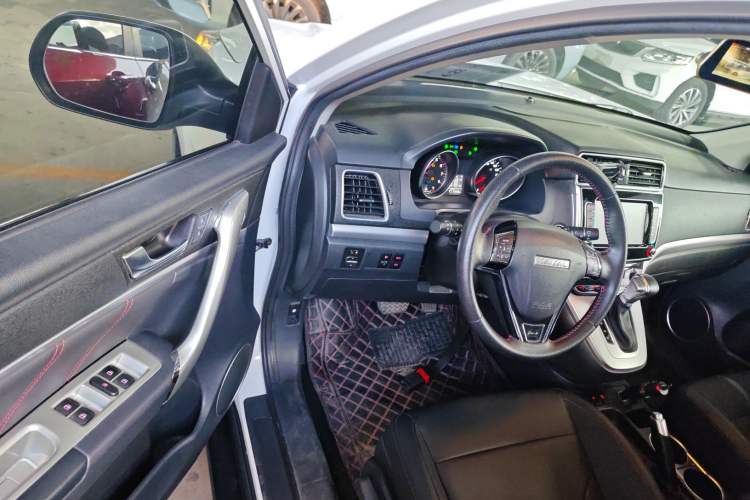 Used Haval M6 2019 1.5T DCT Two-Wheel Drive Elite Version China VI Standard