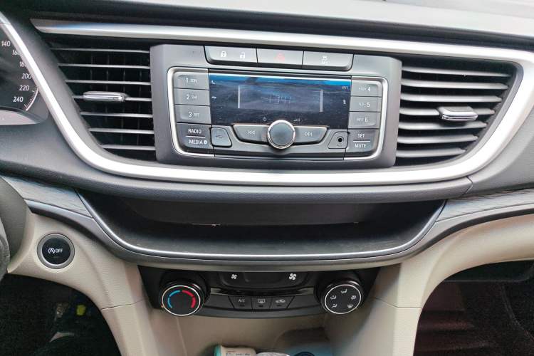 Used Buick Excelle GX 2018 15T Dual-Clutch Elite Model
