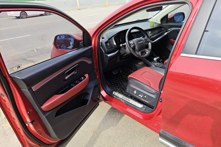 Used Haval H2s 2018 Red-Label 1.5T Dual-Clutch Luxury Model Driver Seat