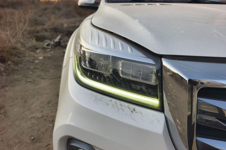 Used Haval H9 2020 2.0T Gasoline 4x4 Elite Version 5 Seats Right Front Headlight