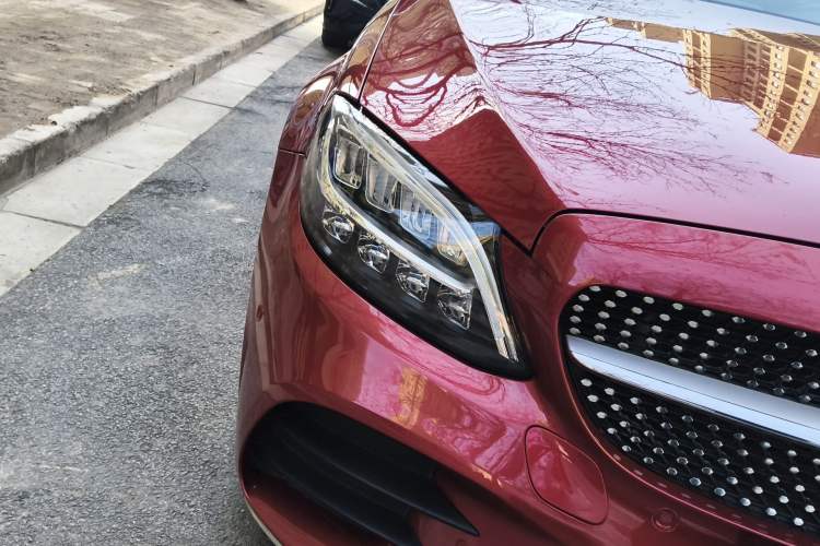 Used Mercedes-Benz C-Class 2019 C 180 L Fashion Edition Sport Version Right Front Headlight