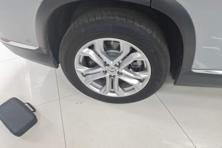 Used Nio ES8 2020 415 km Range 6-Seater Version Right Rear Wheel Hub