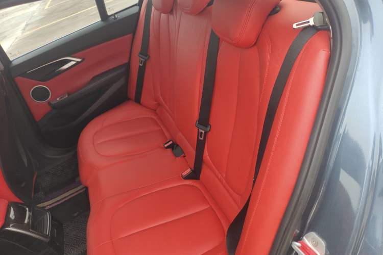 Used BMW 1 Series 2017 118i Fashion Model
