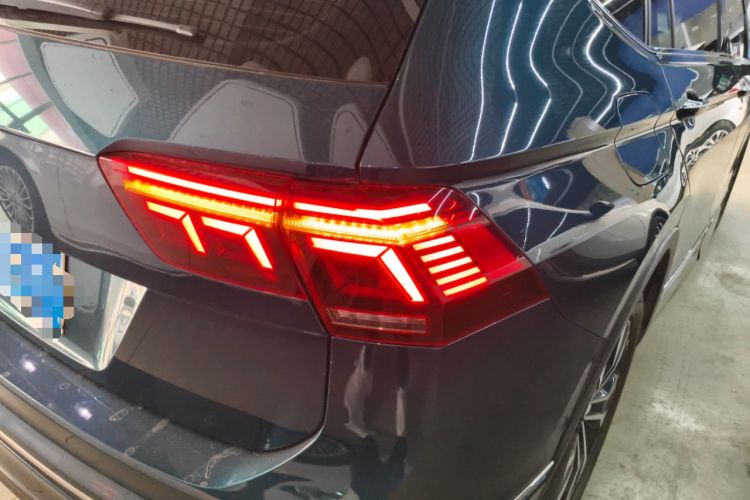 Used Volkswagen Tiguan L 2022 380TSI Automatic All-Wheel Drive R-Line Flagship 7-Seater
