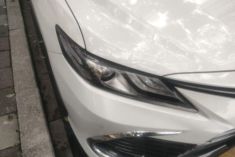 Used Toyota Camry 2021 2.0G Luxury Edition
