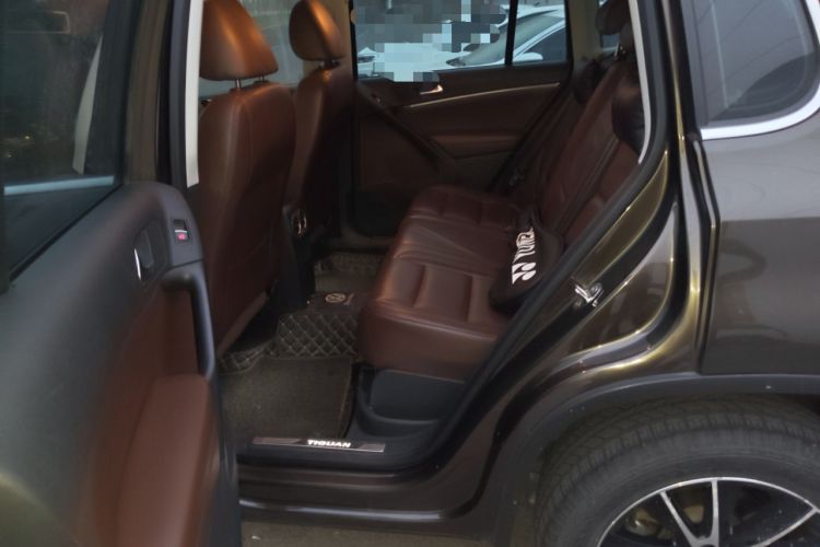 Used Volkswagen Tiguan 2015 1.8TSI Automatic Two-Wheel Drive Luxury Model Left Rear Seat