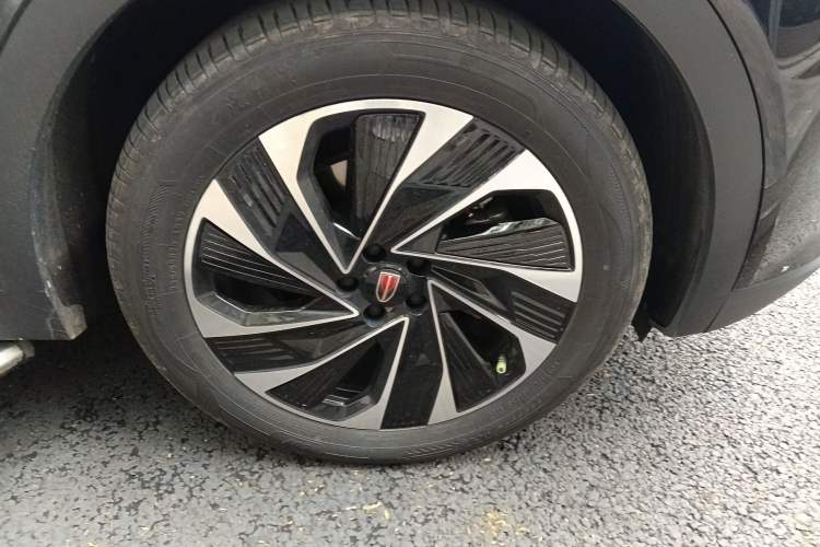 Used Hongqi HS7 PHEV 2024 2.0T PHEV Four-Wheel Drive Flagship Edition 7 Seats
