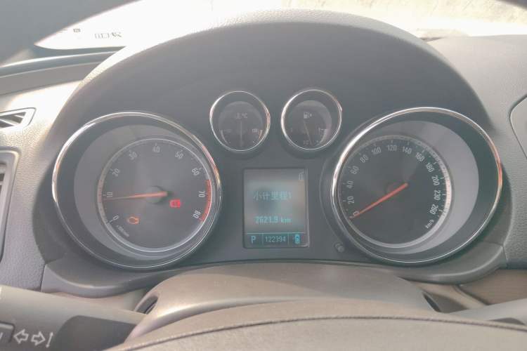 Used Buick Regal 2011 2.4L SIDI Elite Edition Instrument Cluster