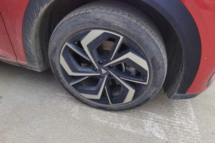 Used Deepal S07 2024 215Max Qiankun Intelligent Driving ADS SE Range-Extended Version
