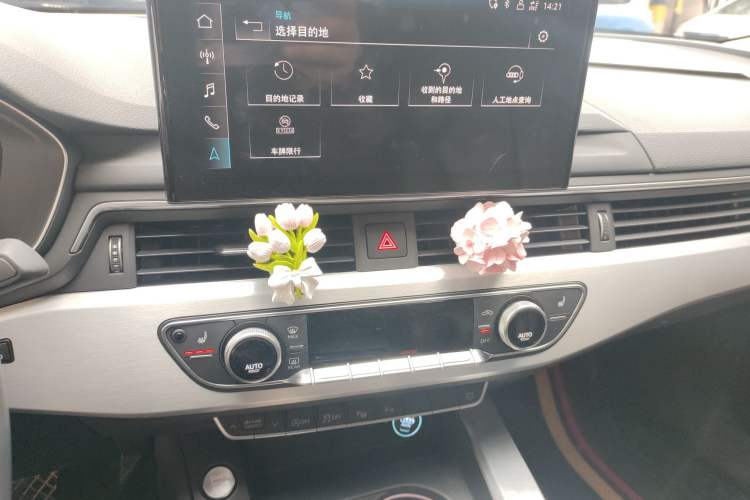 Used Audi A4L 2022 40 TFSI Luxury Dynamic Model