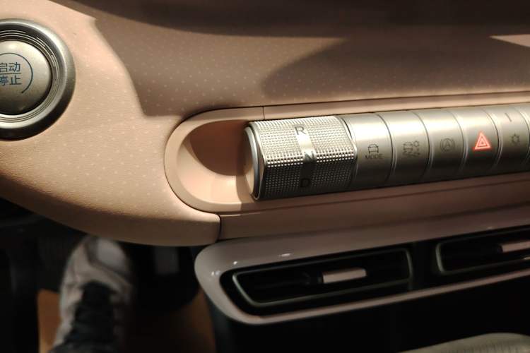 Used BYD Seagull 2024 Honor Edition 305km Freedom Version Gear Lever