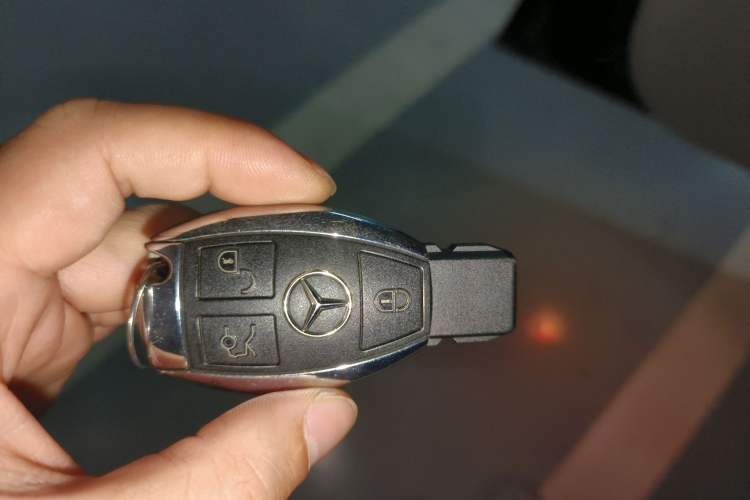 Used Mercedes-Benz GLC 2016 GLC 260 4MATIC Luxury Model