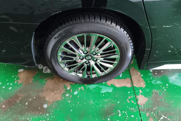 Used Toyota Vellfire 2021 Crown Dual-Engine 2.5L HV Supreme Edition
