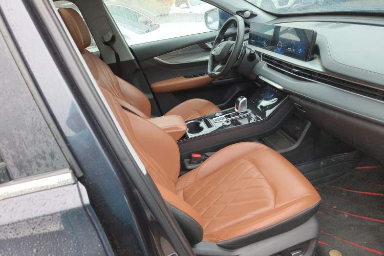 Used Chery Tiggo 8 PLUS 2022 Kunpeng Edition 390TGDI DCT Luxury+ Edition