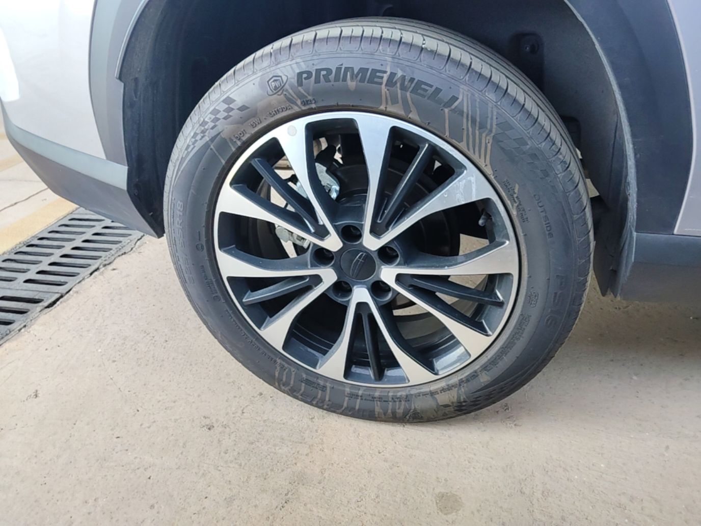 Geely Auto Emgrand X7 Sport 2026 Model 1.5TD Aspirational — снимка 11