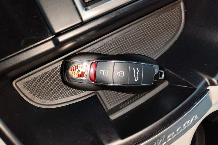 Used Porsche Macan 2025 Macan 2.0T Dream-Chasing Edition
