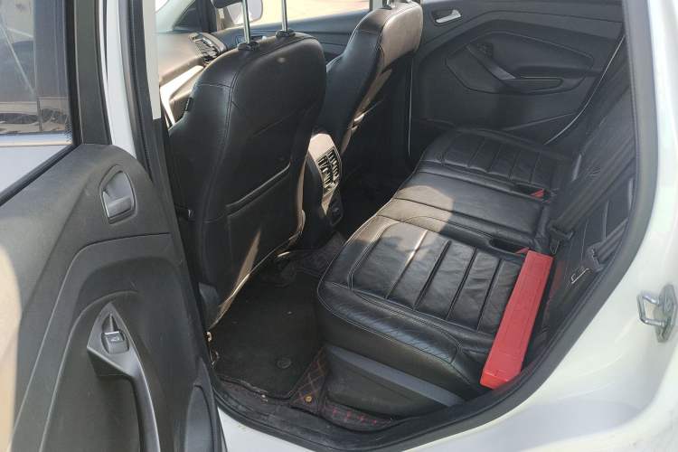 Used Ford Kuga 2017 EcoBoost 180 Two-Wheel-Drive Tiger Leap Model