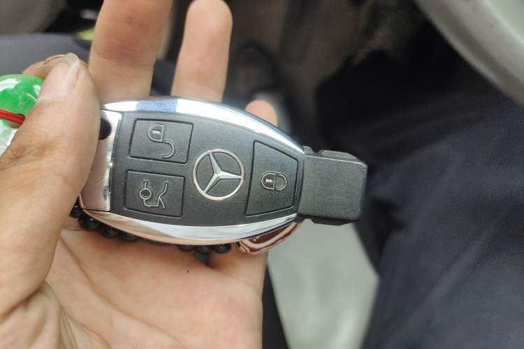 Used Mercedes-Benz S-Class 2010 S 300 L Business Model
